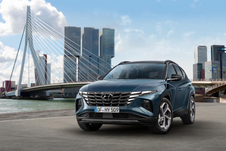  Hyundai Tucson Hybrid (NX4) 2021 года  (фото 6 из 11)